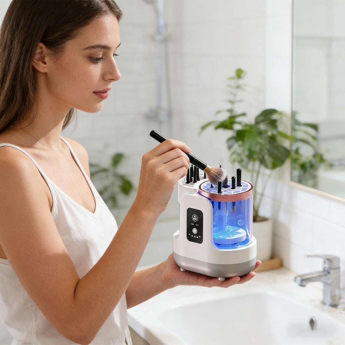 KIYORA Beauty™ Makeup Brush Cleaner